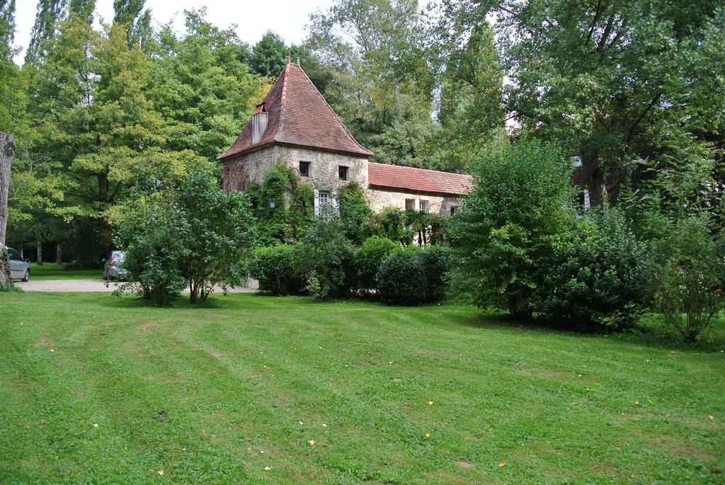 Moulin De Repassat Etape Voie Verte Bazens Εξωτερικό φωτογραφία